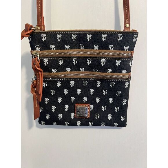 SF Giants Dooney & Bourke Triple Zip Crossbody Bag - Picture 1 of 4